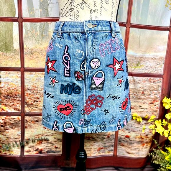 Michael Kors NYC Pop Art Denim Skirt Light blue wash size 8 - Picture 2 of 16